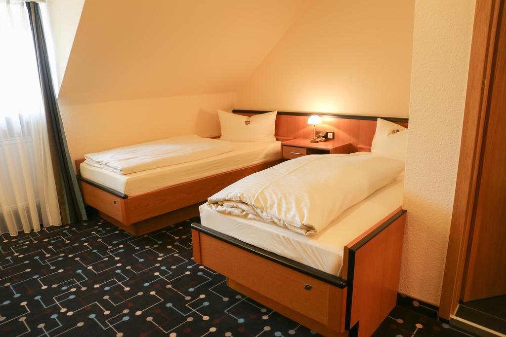 Hotel Koeniger Pliening Dış mekan fotoğraf
