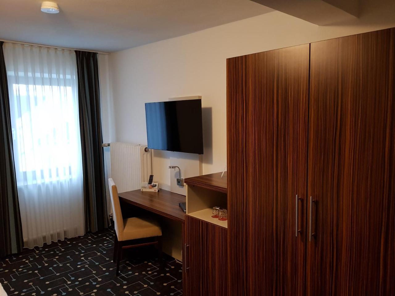 Hotel Koeniger Pliening Dış mekan fotoğraf